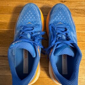 Men’s Hoka Clifton 10. Size 10. Excellent condition.